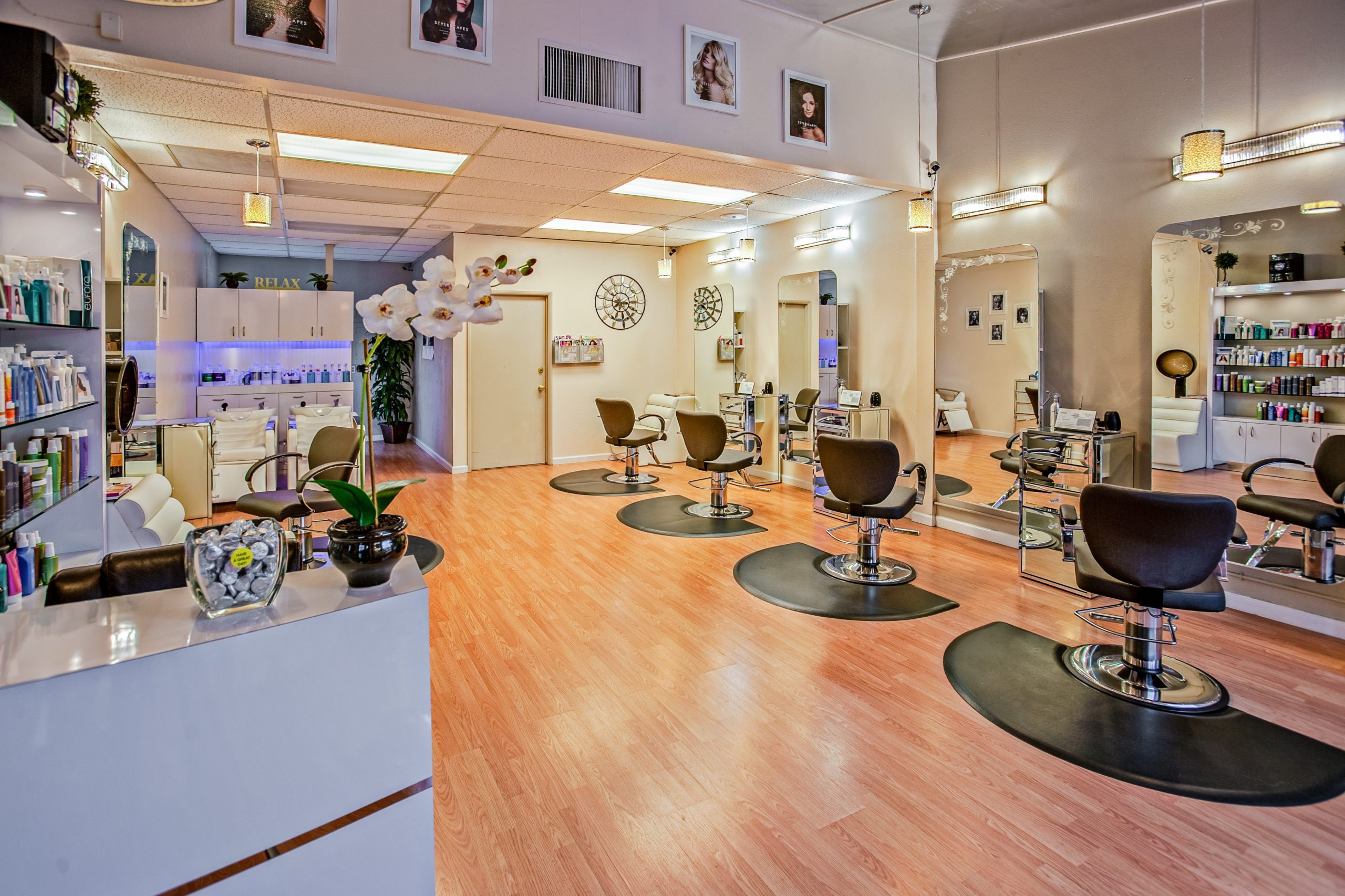 importance of personal presentation hygiene and conduct in a salon